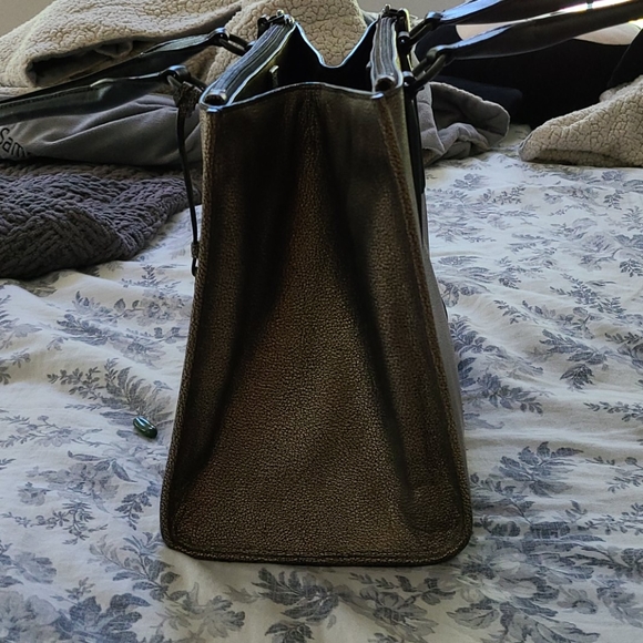 Coach Handbag - Picture 2 of 4